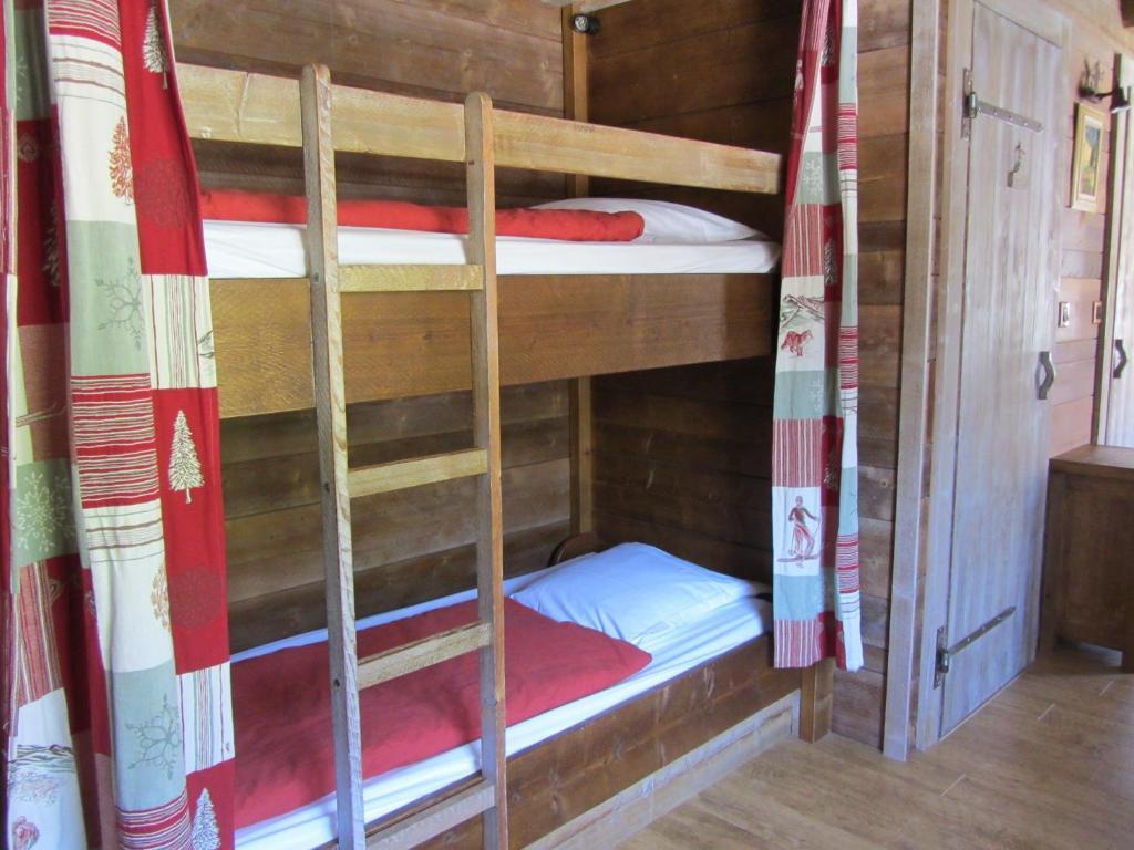 Auberge Des Skieurs La Bresse Room photo